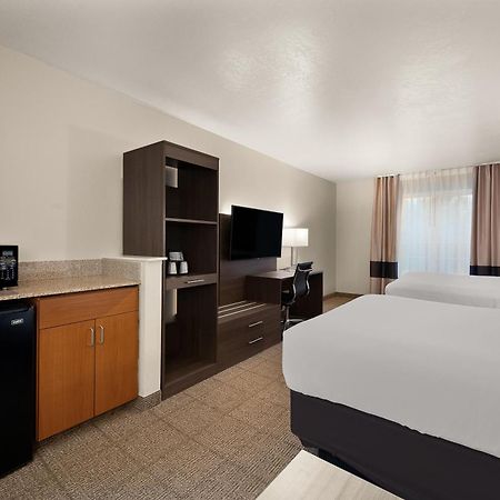 Comfort Inn & Suites Fenton Buitenkant foto
