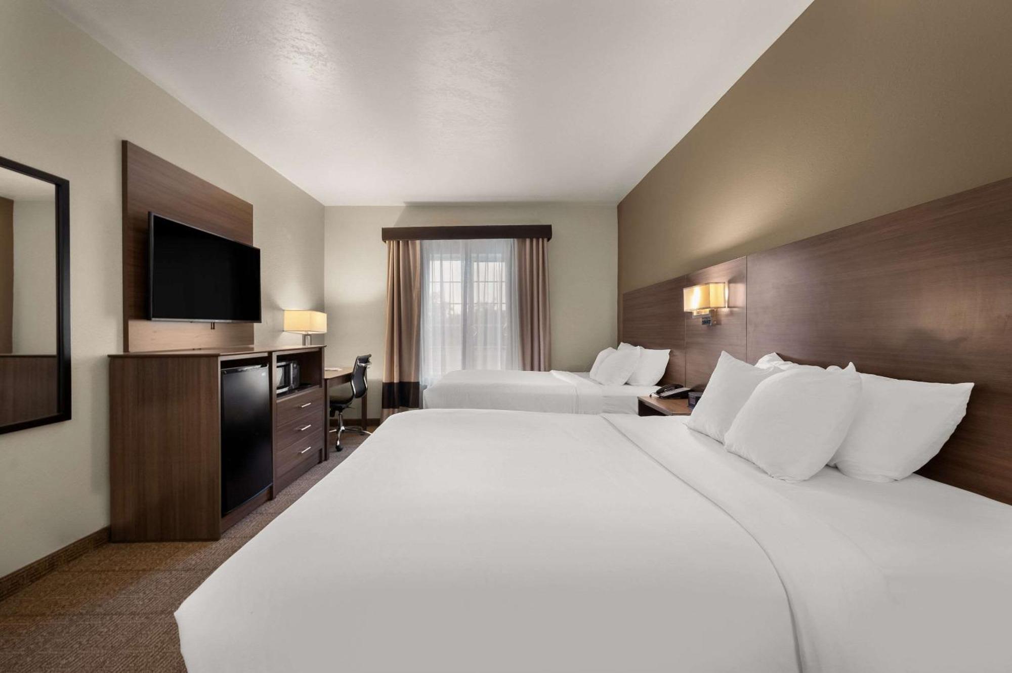 Comfort Inn & Suites Fenton Buitenkant foto