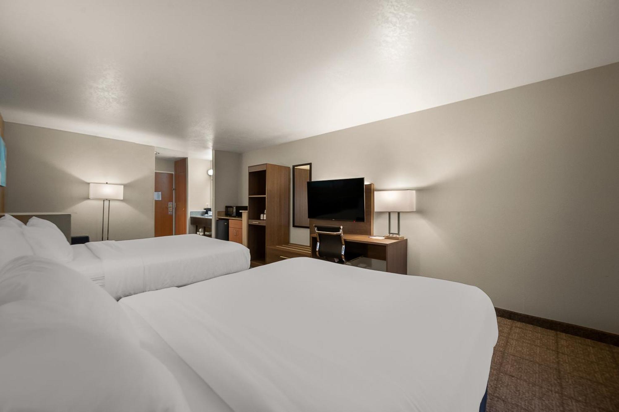 Comfort Inn & Suites Fenton Buitenkant foto