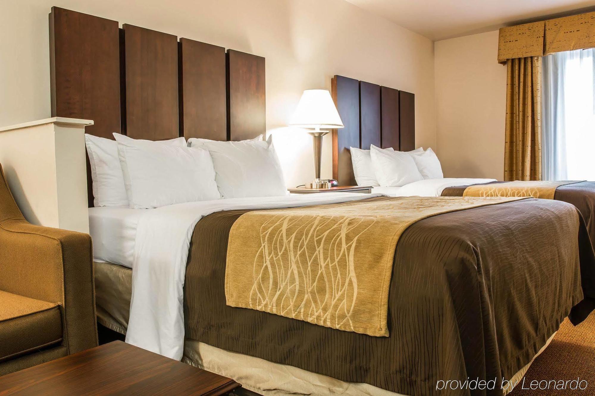 Comfort Inn & Suites Fenton Buitenkant foto